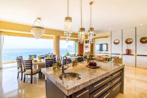 Mountain Bliss Meets Panoramic Perfection: 2 Bedroom Suite